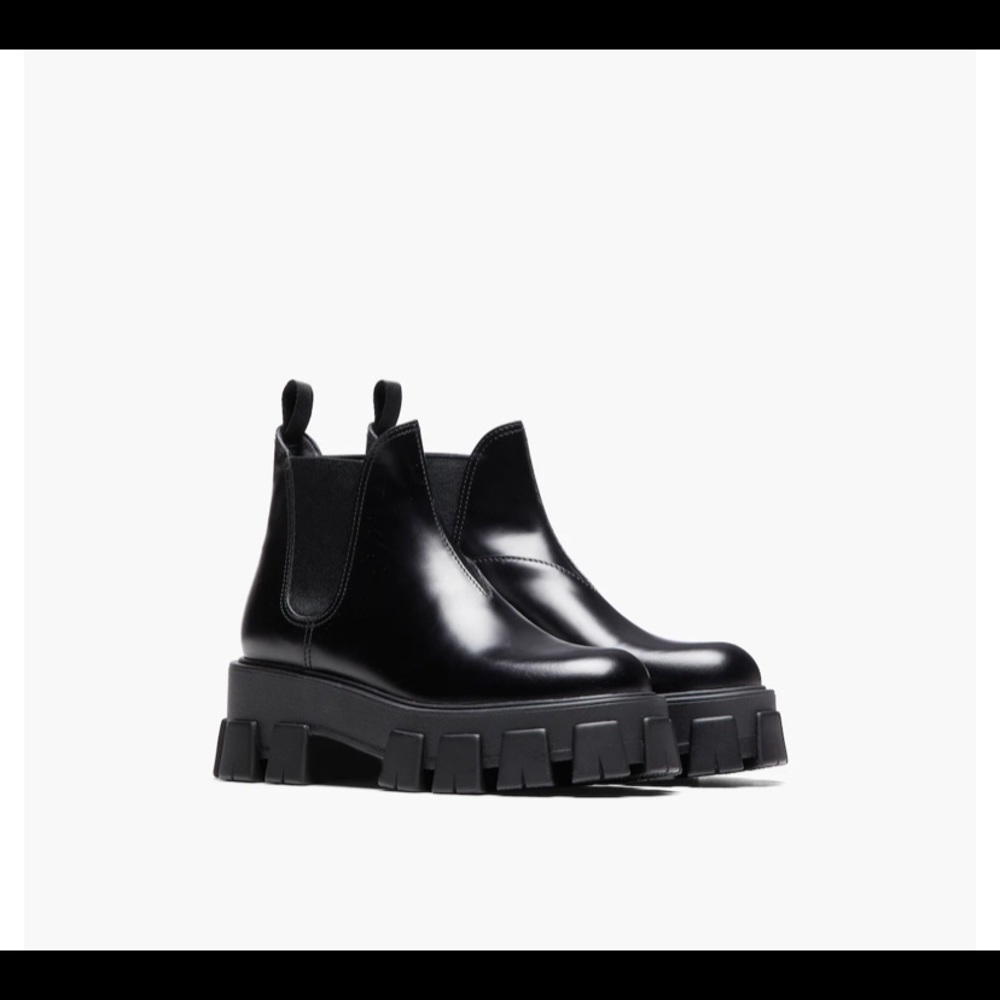 Brand new Prada Monolith Chelsea Boots